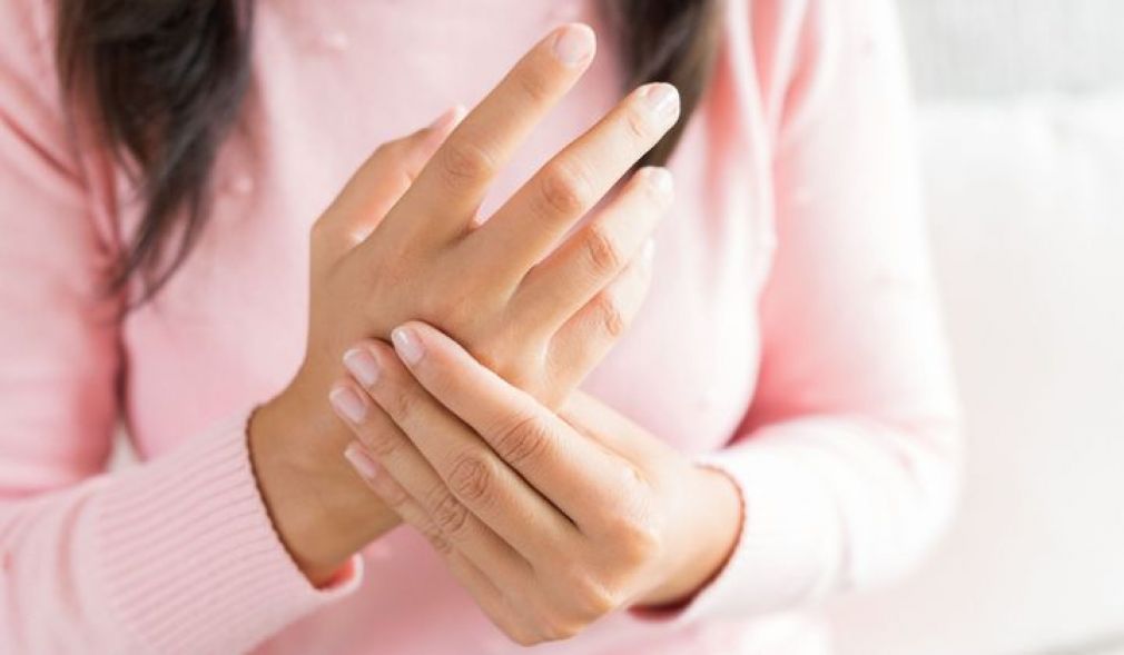 Arthrose aux mains : Le remède pour soulager les douleurs en quelques minutes.