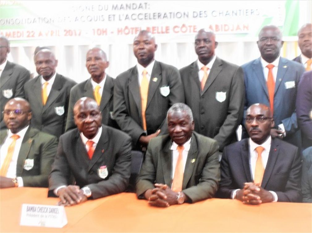 Le président Bamba Cheick et des membres de son bureau prêts a relever de nouveaux défis